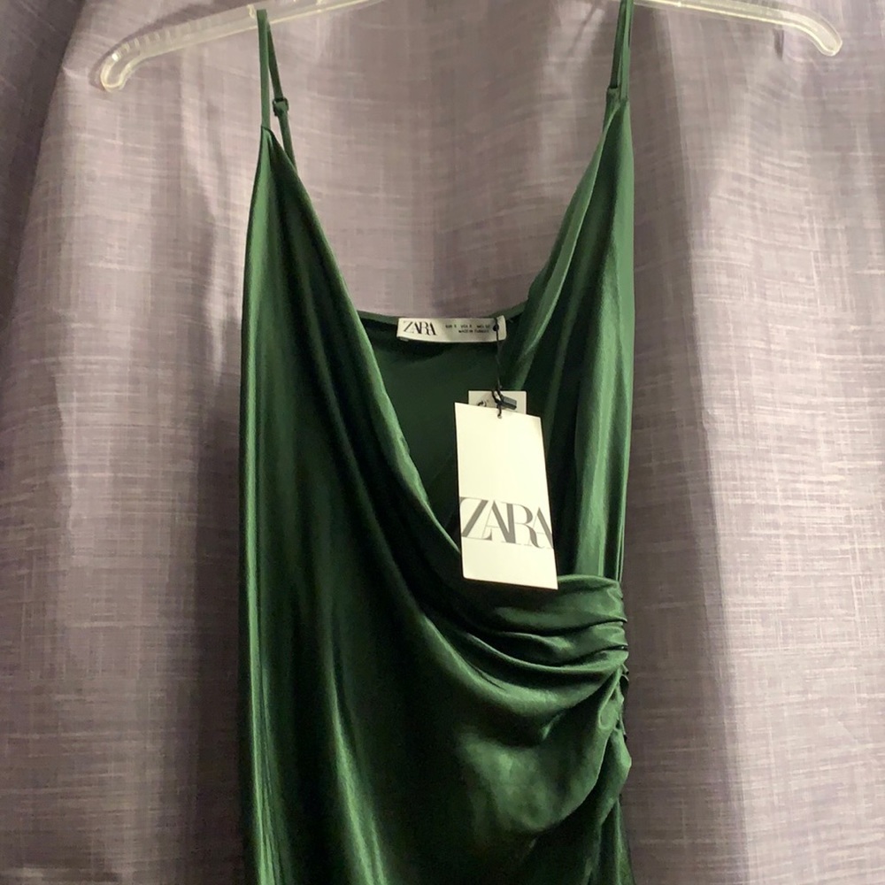 Zara midi emerald dress with slit. Size Small.